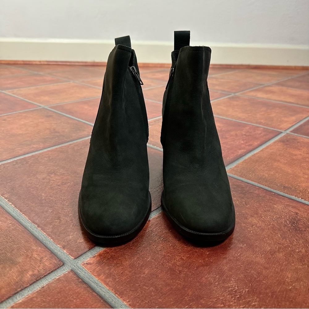 UGG Leather Ankle Boots in Black - Picture 5 of 10